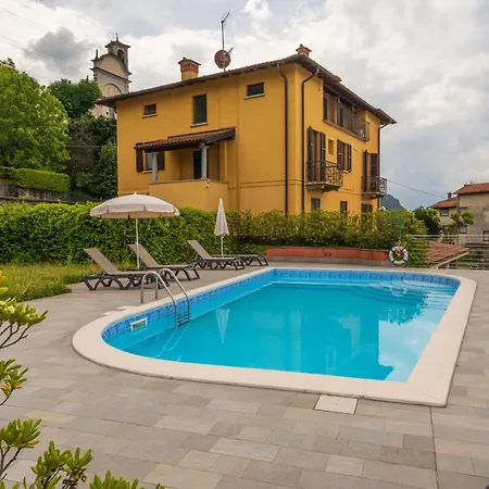 Lezzeno Lakeview With Swimmingpool Lägenhet Bellano